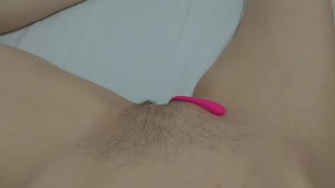 Snapshot of katrinna_arinna chatting on January 11, 11:24 pm katrina dont forget to give me thumbs up online show from January 11, 11:24 pm