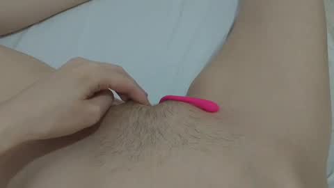 Snapshot of katrinna_arinna chatting on January 25, 2:47 pm katrina dont forget to give me thumbs up online show from January 25, 2:47 pm