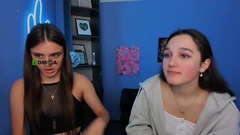 Snapshot of katrinxxxx chatting on May 20, 12:00 pm Katrin online show from May 20, 12:00 pm