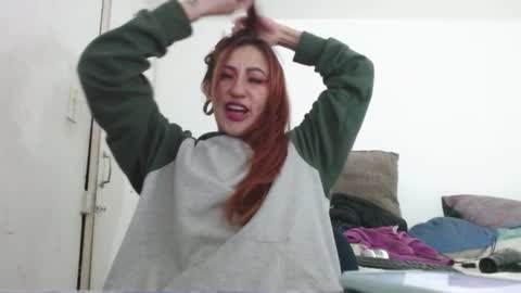 Snapshot of katsuyu_of_cristal chatting on December 20, 8:06 am JESSIKA online show from December 20, 8:06 am