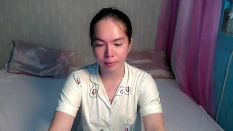Snapshot of katsyyyy chatting on July 17, 6:42 am katsyyyy online show from July 17, 6:42 am