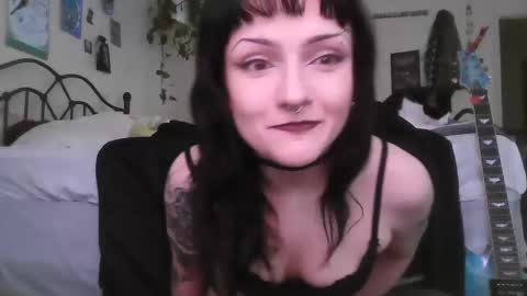 kattattacck online show from May 15, 8:16 pm