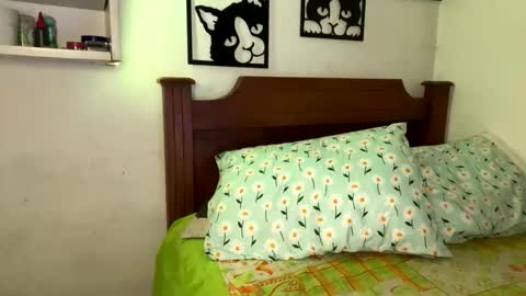 kattia online show from November 6, 3:18 am