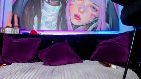 Katiia online show from February 8, 1:11 pm