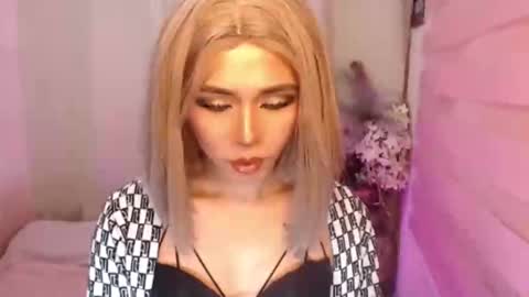 Saisy online show from February 5, 1:54 am