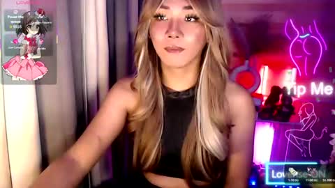 Snapshot of kattiecurrent chatting on June 26, 1:54 am Saisy online show from June 26, 1:54 am