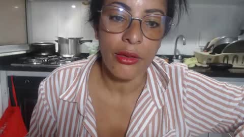 KattleyaGrey online show from October 24, 7:32 pm