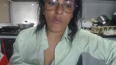 KattleyaGrey online show from October 25, 8:58 pm