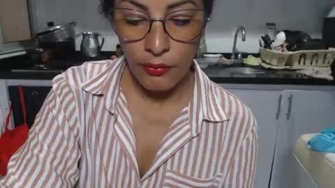 KattleyaGrey online show from November 13, 8:08 pm