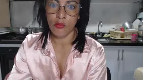 KattleyaGrey online show from November 30, 12:20 pm