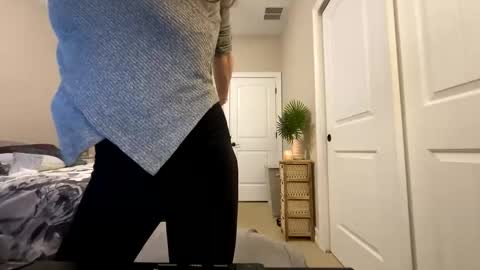 Josie live show Tuesday Wednesday and Thursday online show from October 9, 3:21 pm