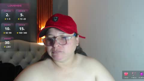 Snapshot of katty_findom_ chatting on June 21, 9:12 am katty online show from June 21, 9:12 am