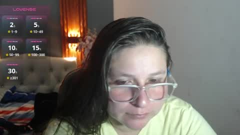 Snapshot of katty_findom_ chatting on June 24, 9:30 am katty online show from June 24, 9:30 am
