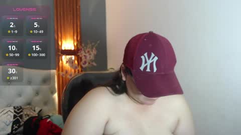 Snapshot of katty_findom_ chatting on June 28, 9:15 am katty online show from June 28, 9:15 am