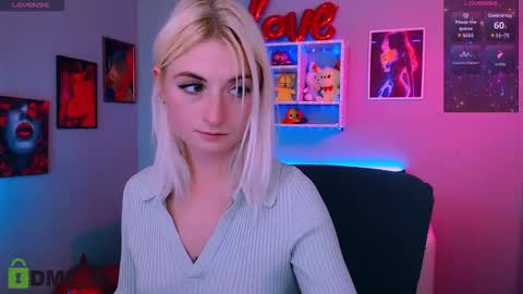 Snapshot of katty_nuar chatting on March 31, 7:58 pm Katty online show from March 31, 7:58 pm