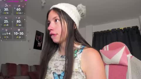 Snapshot of katty_snow chatting on December 16, 11:10 pm Katty online show from December 16, 11:10 pm