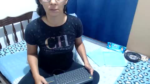 angel online show from April 30, 11:38 am