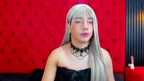 Snapshot of kattyjener chatting on March 6, 12:40 am KattyJener online show from March 6, 12:40 am