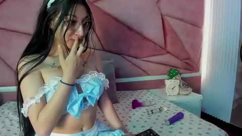 Snapshot of kattyqueenn_ chatting on July 14, 2:34 pm Katty online show from July 14, 2:34 pm