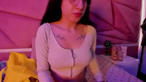Snapshot of kattyqueenn_ chatting on July 22, 12:52 pm Katty online show from July 22, 12:52 pm