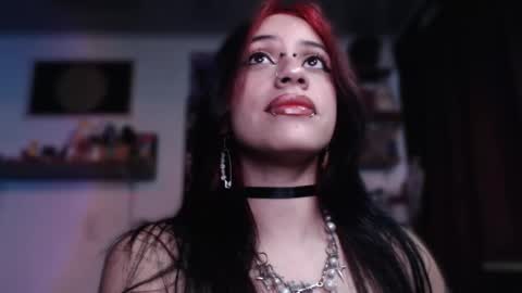 Snapshot of kattze chatting on January 8, 10:16 pm      online show from January 8, 10:16 pm