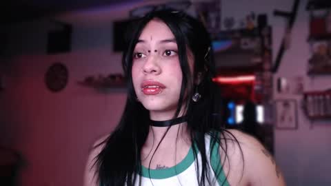 Snapshot of kattze chatting on January 27, 5:03 am      online show from January 27, 5:03 am