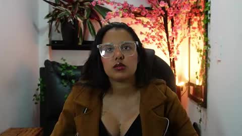 katy_blush online show from May 16, 11:36 pm