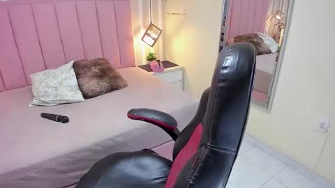 KATY  online show from February 27, 12:49 pm