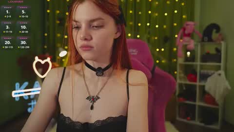 Katy      -    online show from October 25, 3:14 am