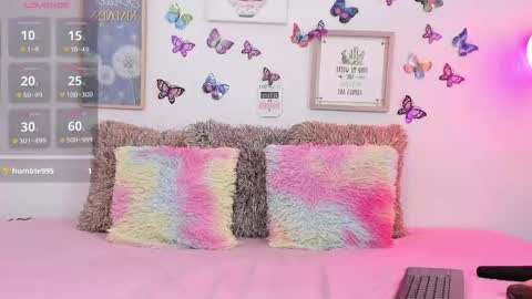 katy_lovejk online show from May 11, 6:05 pm