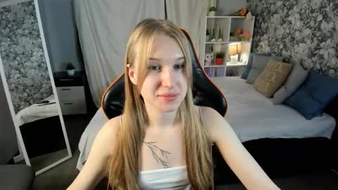 Kate online show from December 22, 5:59 am