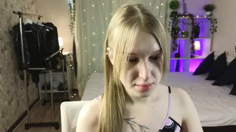 Kate online show from January 18, 7:56 am