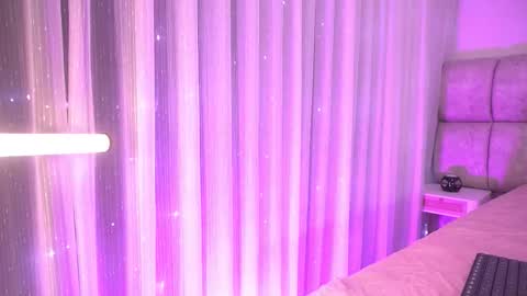 Snapshot of katy_rios_ chatting on November 27, 11:56 am Katy online show from November 27, 11:56 am