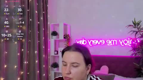 Kate online show from July 19, 5:55 am