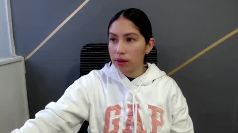 KATY online show from December 10, 11:00 am