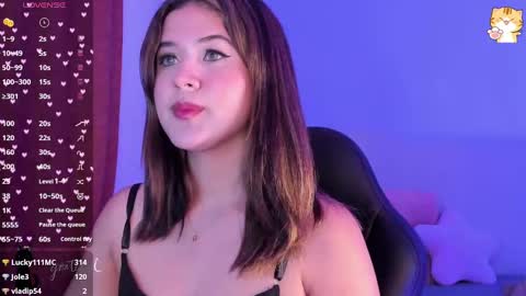 Snapshot of katyivanov chatting on February 18, 5:31 am Katya online show from February 18, 5:31 am