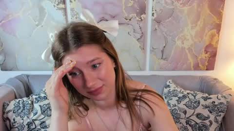 katymeaw online show from May 26, 1:34 am