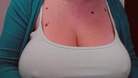 Snapshot of katynextdoor chatting on November 13, 2:54 am Katy online show from November 13, 2:54 am