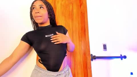 katyortiz online show from November 26, 11:33 am