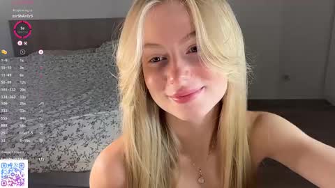 Snapshot of katysha_ chatting on October 6, 1:52 pm kate online show from October 6, 1:52 pm