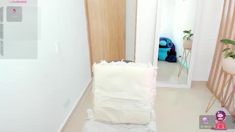 Snapshot of katysmiith26 chatting on November 11, 5:35 pm Katherine online show from November 11, 5:35 pm