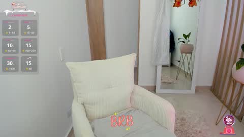 Snapshot of katysmiith26 chatting on December 17, 6:14 pm Katherine online show from December 17, 6:14 pm