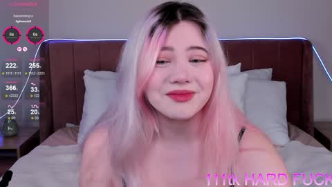 Snapshot of kawaii_yuki chatting on January 13, 8:37 am Yuki  online show from January 13, 8:37 am