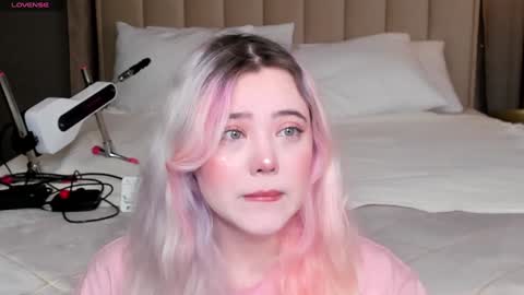 Snapshot of kawaii_yuki chatting on January 24, 8:44 am Yuki  online show from January 24, 8:44 am