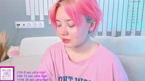 Snapshot of kawaii_yuki chatting on October 13, 6:57 am Yuki  online show from October 13, 6:57 am