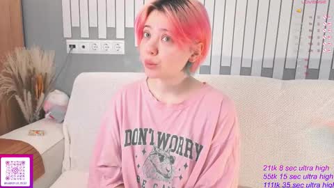 Snapshot of kawaii_yuki chatting on November 3, 7:42 am Yuki online show from November 3, 7:42 am