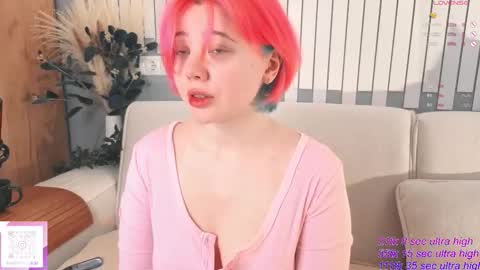 Snapshot of kawaii_yuki chatting on November 21, 6:45 am Yuki online show from November 21, 6:45 am