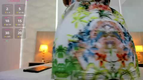 Snapshot of kaya_taraji chatting on June 6, 11:37 am online show from June 6, 11:37 am