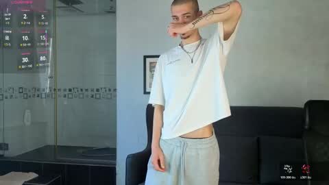 KaydenDrew online show from May 28, 5:05 am