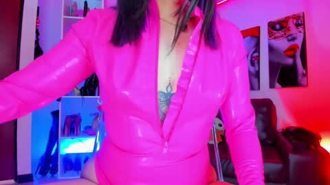 Snapshot of kayilyn chatting on February 11, 2:57 pm CAMILA online show from February 11, 2:57 pm